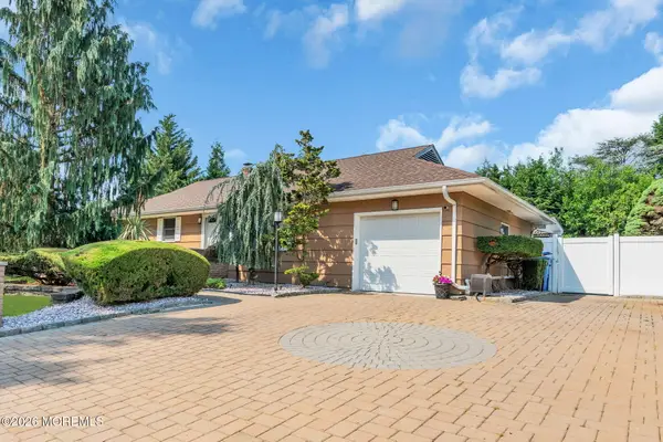 77 Michael Road, Spotswood, NJ 08884