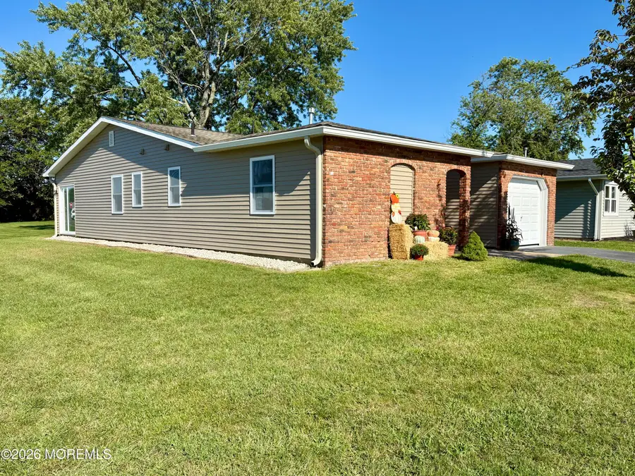27 Rossetti Court, Brick, NJ 08724 - #2