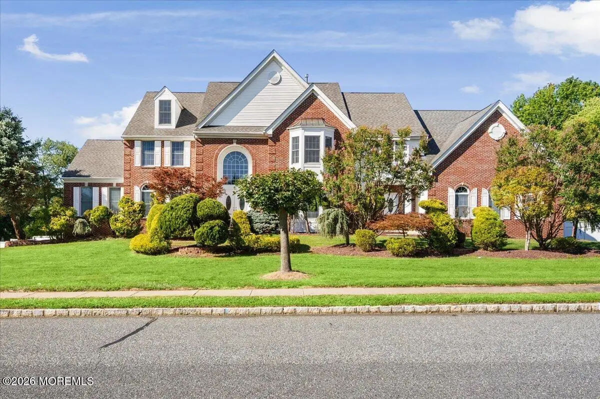 10 Huxley Court, Marlboro, NJ 07746 - #1