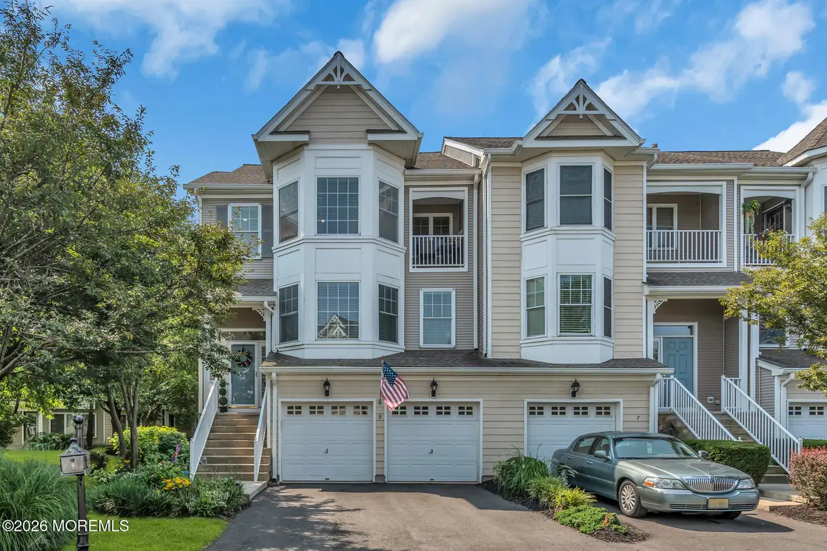 9 Shore Drive, South Amboy, NJ 08879 - #1
