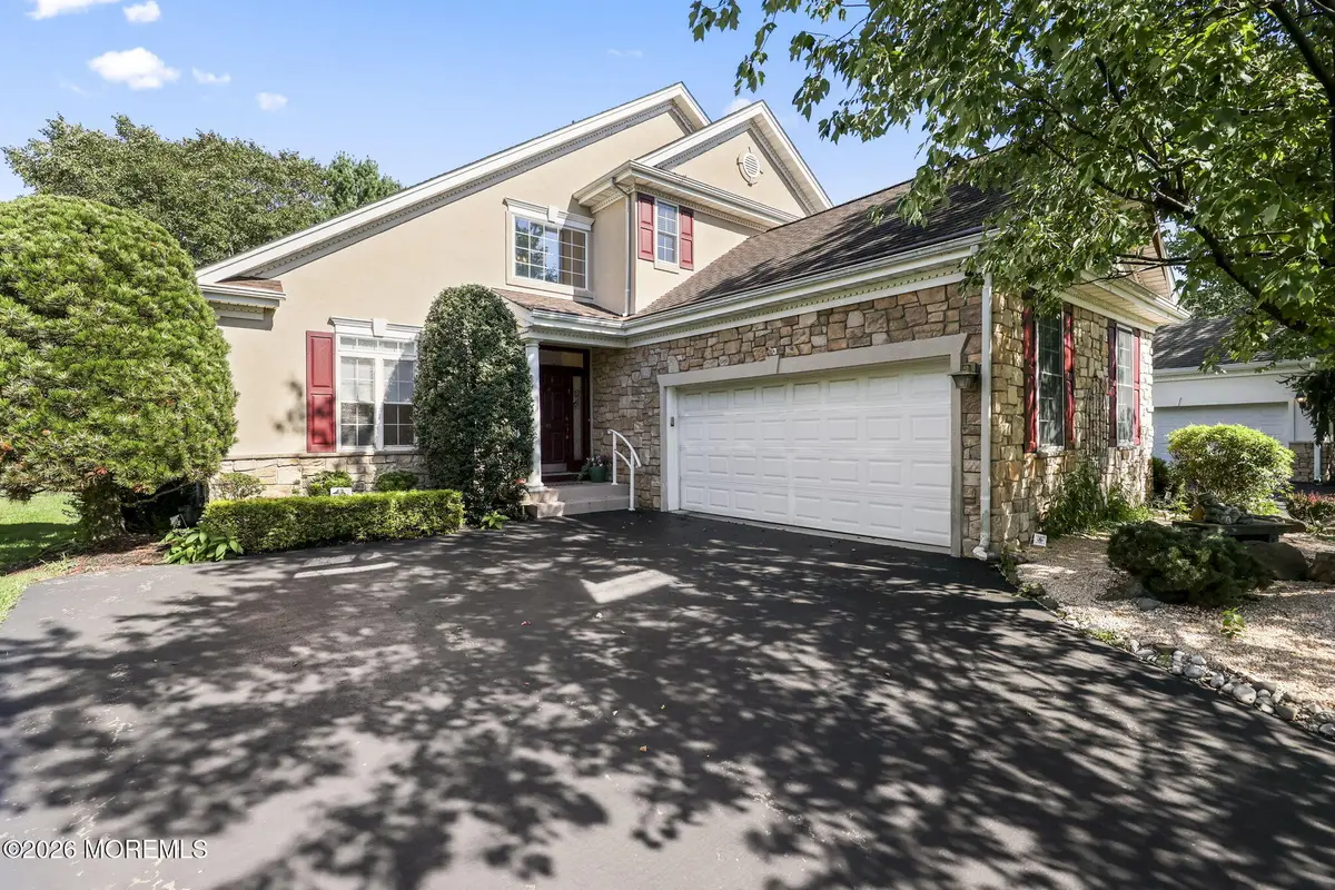 23 Parsonage Way, Manalapan, NJ 07726 - #1