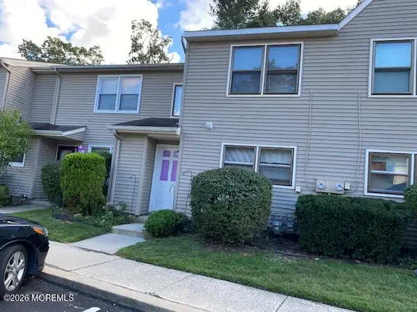 19 Pin Oak Lane, Little Egg Harbor, NJ 08087
