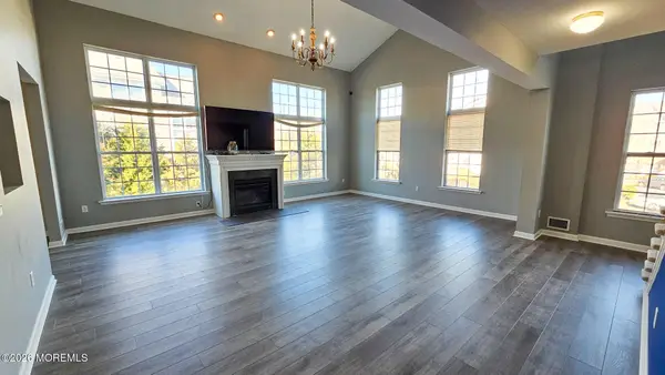 51 Farrah Drive, Manahawkin, NJ 08050