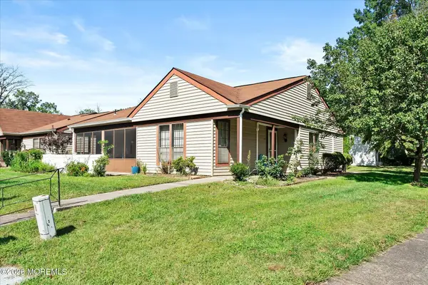 668C Farrington Court, Manchester, NJ 08759