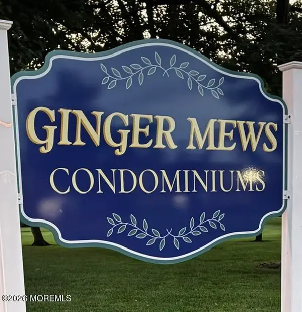 21 Ginger Court, Eatontown, NJ 07724