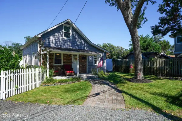 1034 3rd Avenue, Wall, NJ 07719