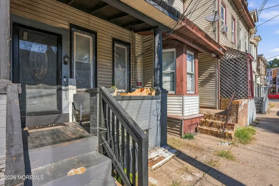 1213 Chestnut Avenue, Trenton, NJ 08611 - #2