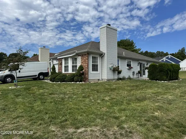 2 Dove Tree Court, Barnegat, NJ 08005