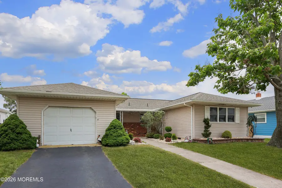 201 Bonaire Drive, Toms River, NJ 08757 - #2