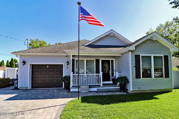 8 Keelson Drive, Waretown, NJ 08758