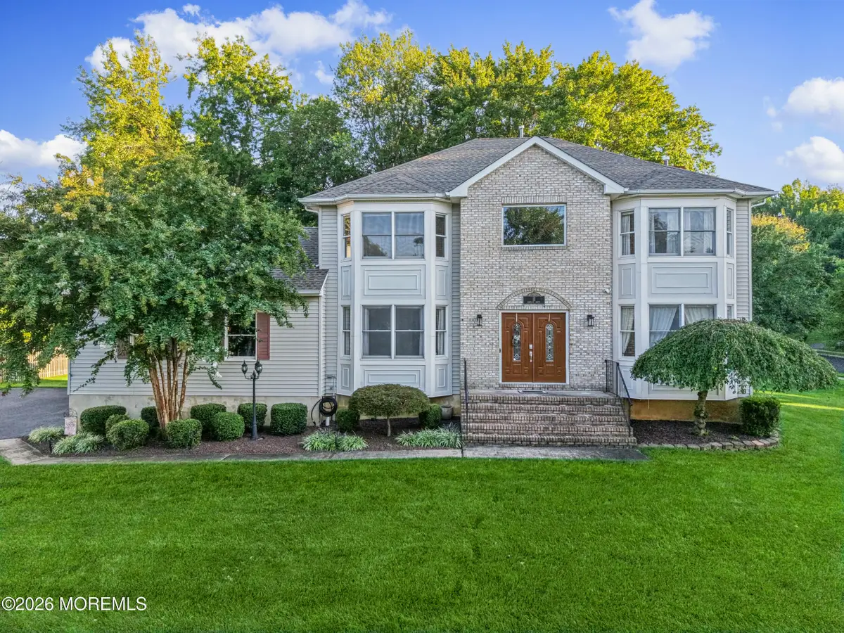 11 Camelot Drive, Monroe, NJ 08831 - #1