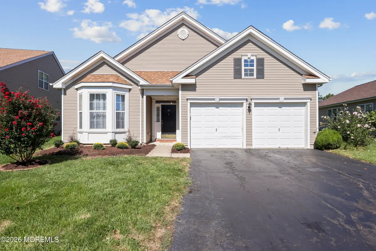 99 Minuteman Circle, Allentown, NJ 08501 - #1