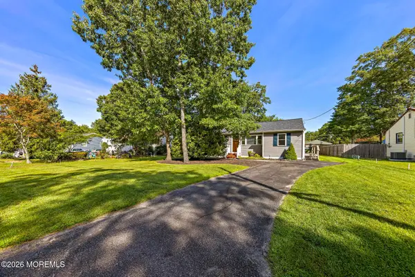 211 3rd Avenue, Tuckerton, NJ 08087