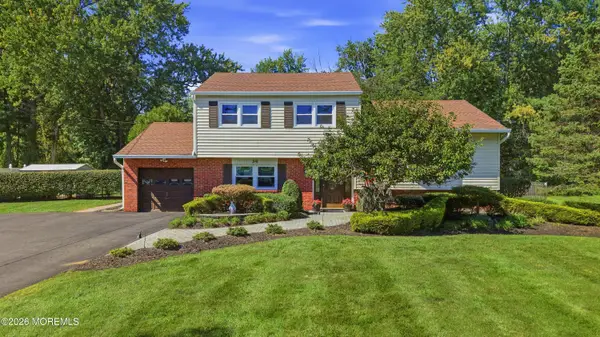 34 Eliot Road, Manalapan, NJ 07726
