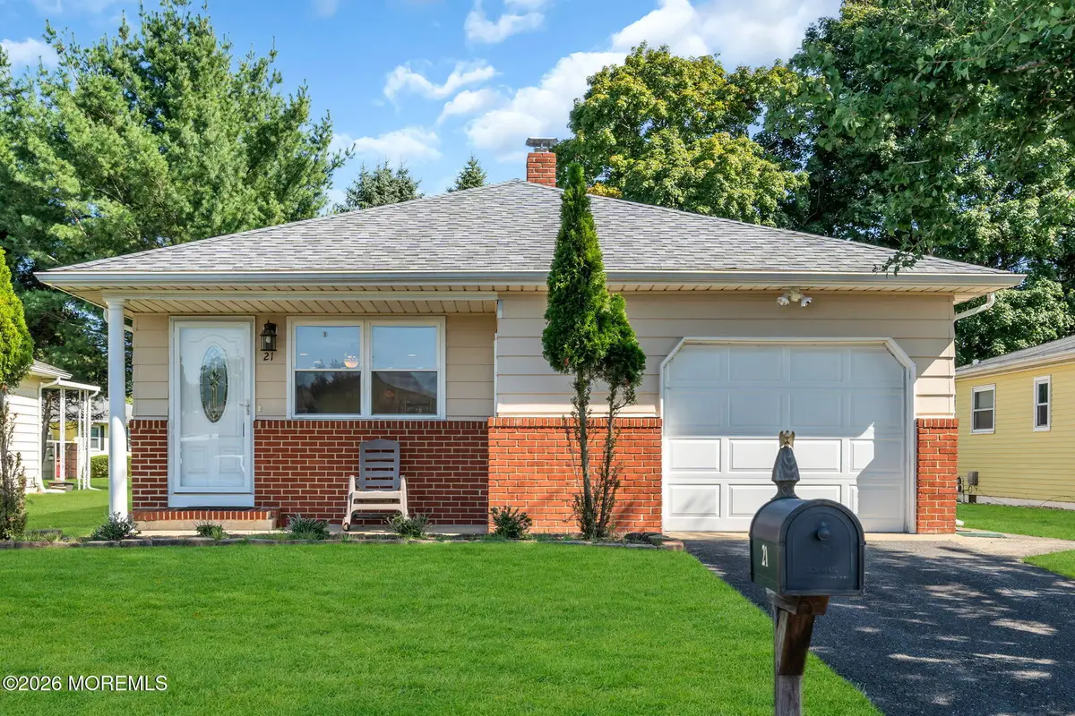 21 Boca Raton Street, Toms River, NJ 08757 - #1