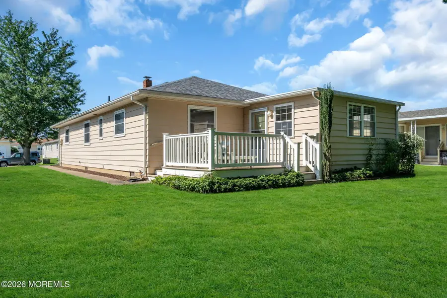 21 Boca Raton Street, Toms River, NJ 08757 - #2