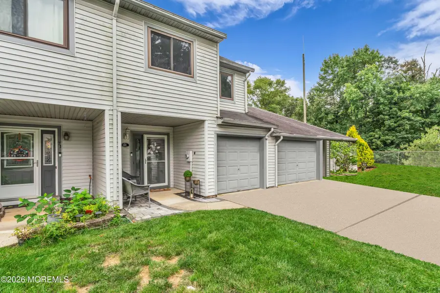 69 Lexington Circle, Matawan, NJ 07747 - #2