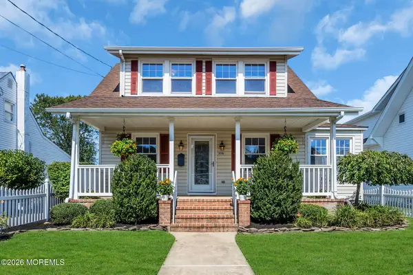806 Prospect Avenue, Spring Lake, NJ 07762