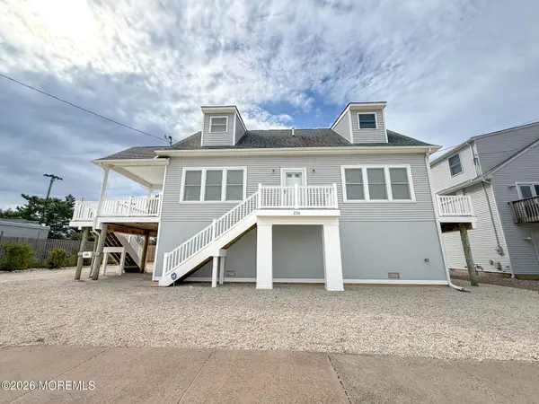 239 13th Avenue, Seaside Park, NJ 08752