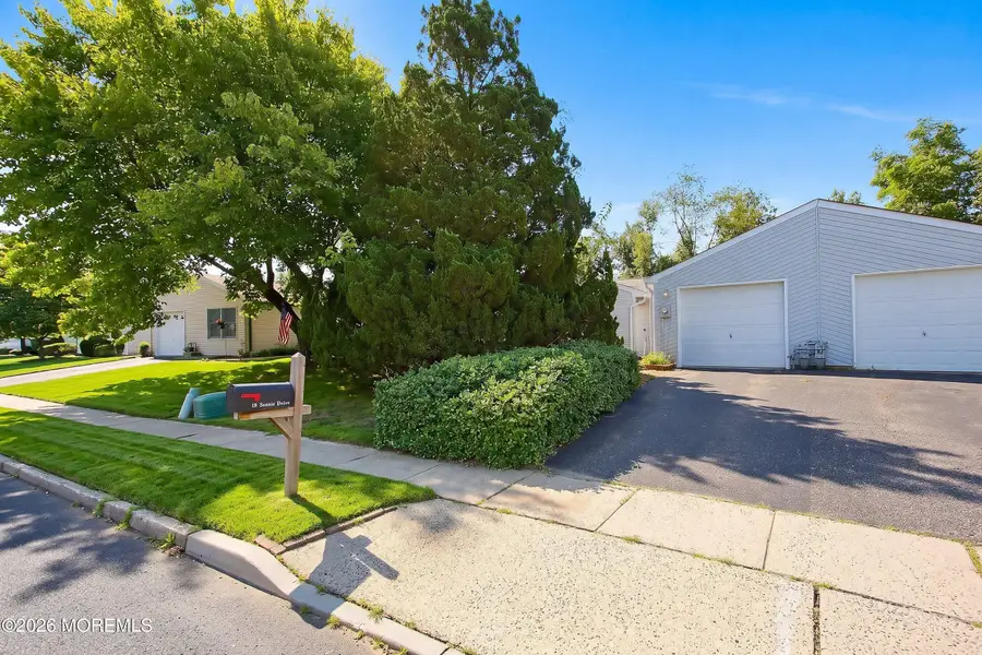 18 Scenic Drive, Freehold, NJ 07728 - #2