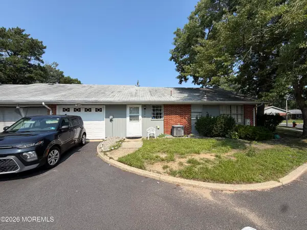 446A Cheshire Court #1001, Lakewood, NJ 08701