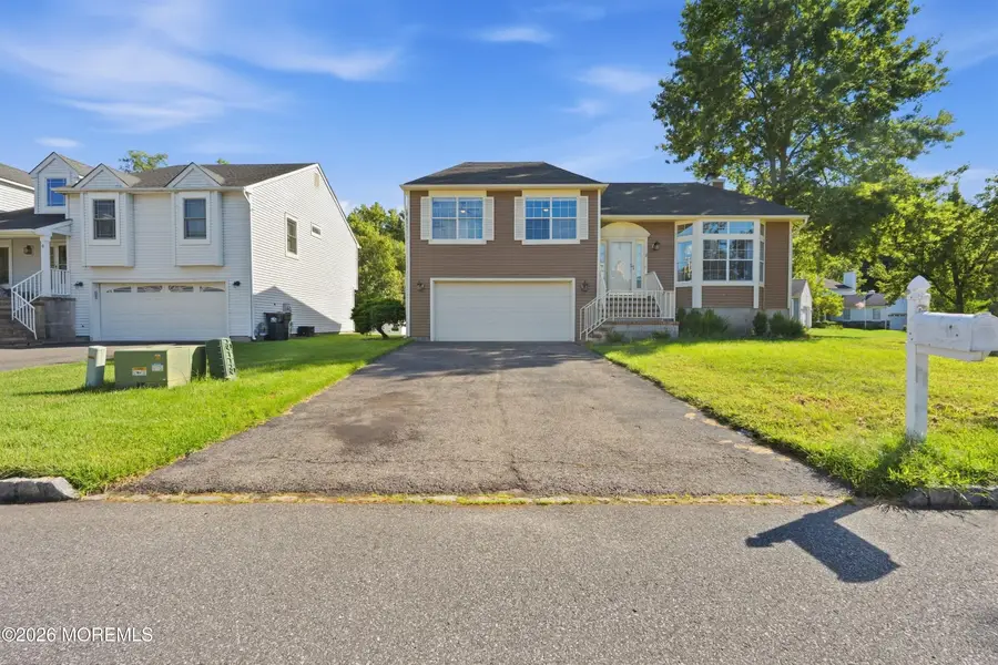 2 Honey Locust Lane, Howell, NJ 07731 - #2