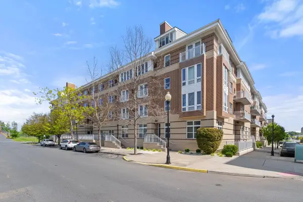 368 Rector Street #419, Perth Amboy, NJ 08862