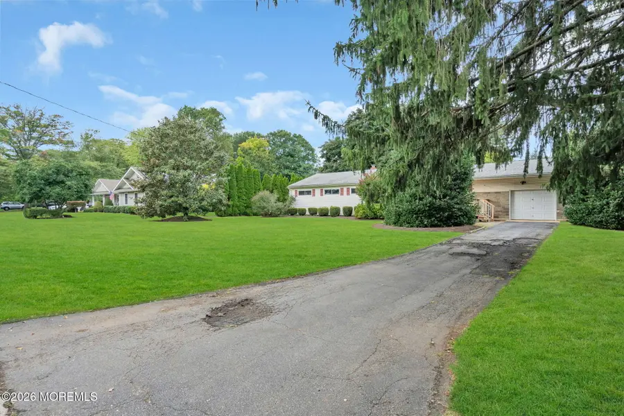 27 Wyckham Road, Tinton Falls, NJ 07724 - #3