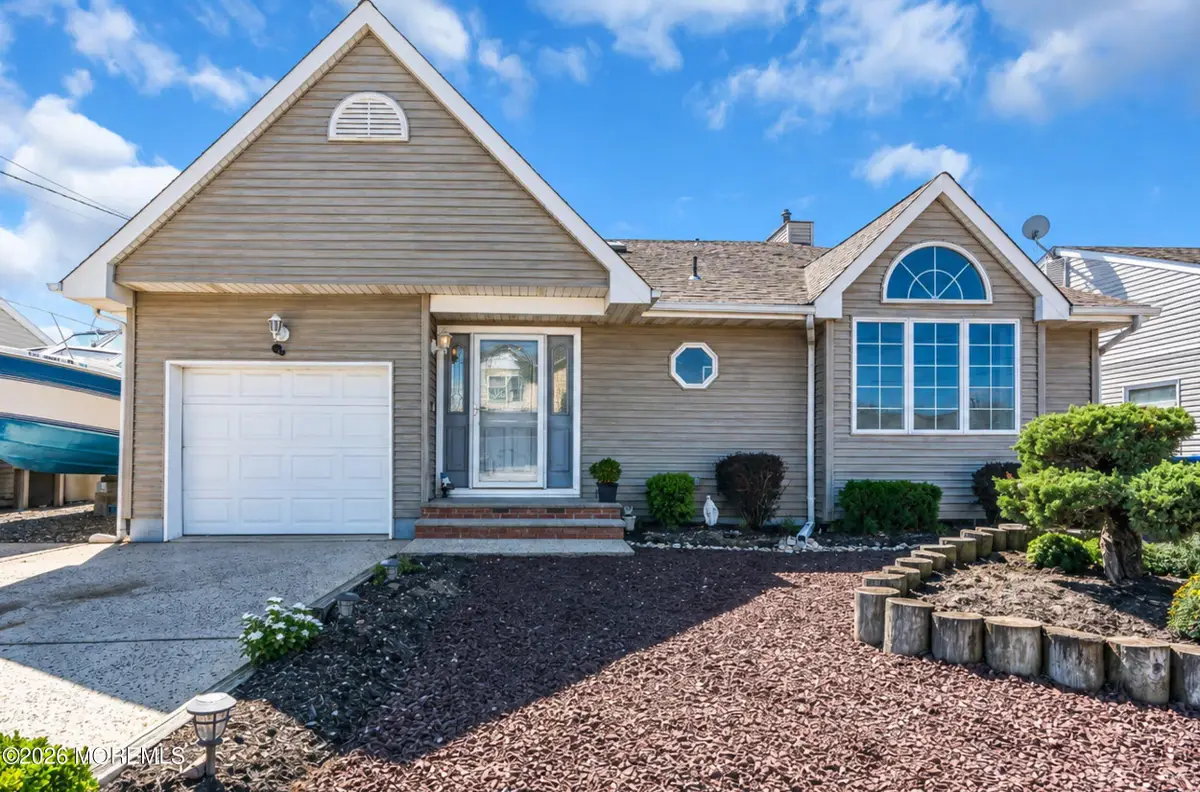 3407 Thistle Avenue, Toms River, NJ 08753 - #1