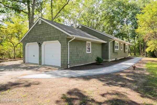 1425 Forecastle Avenue, Manahawkin, NJ 08050