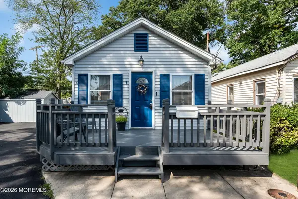 1 Krueger Place, Middletown, NJ 07748