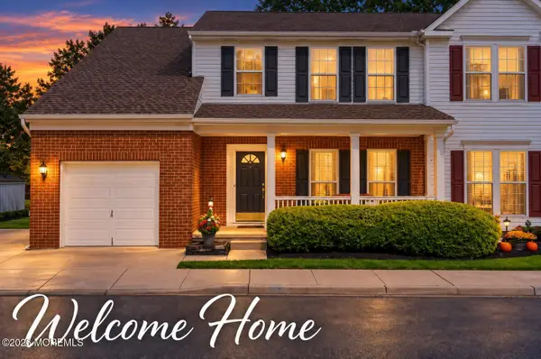 12 Foxmoor Lane, Bayville, NJ 08721