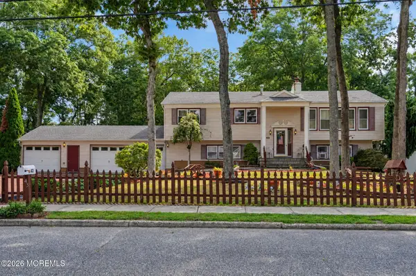 43 Cranmer Road, Bayville, NJ 08721