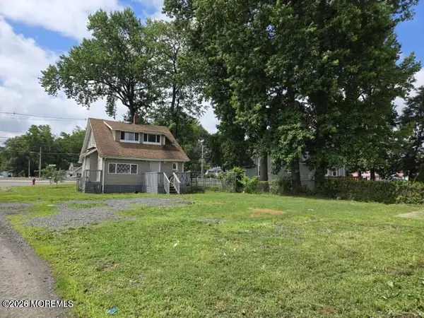 261 State Route 36, Hazlet, NJ 07730