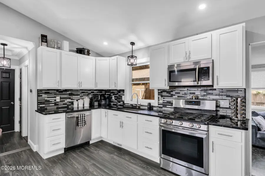 655 Ellicott Avenue, Toms River, NJ 08753 - #3