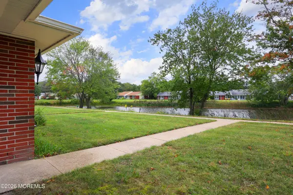 351A Dorchester Drive, Lakewood, NJ 08701