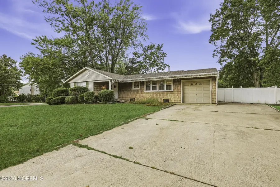 1006 Amethyst Drive, Toms River, NJ 08753 - #2