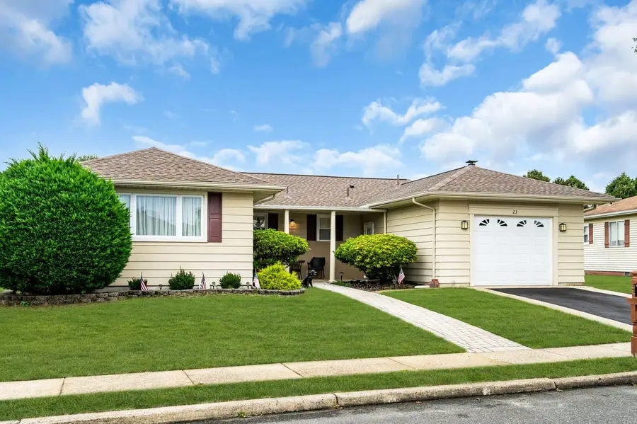 23 Roman Street, Toms River, NJ 08757 - #3