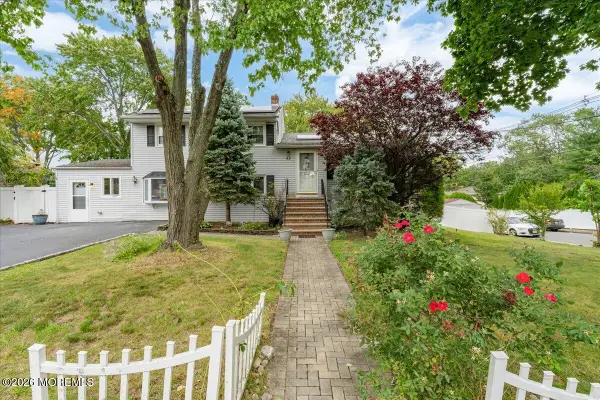 83 Walnut Ave Avenue, Red Bank, NJ 07701
