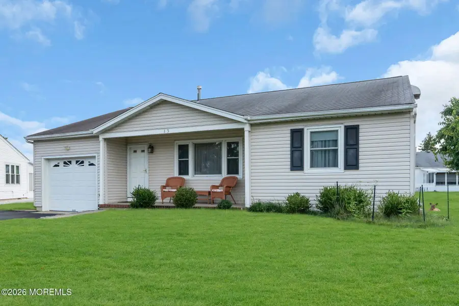 15 Wiltshire Court, Toms River, NJ 08757 - #2
