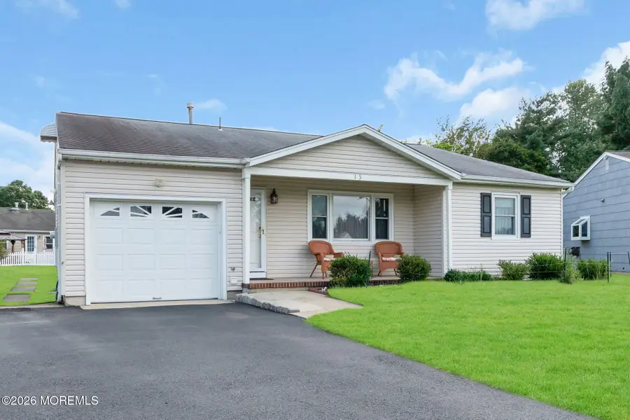 15 Wiltshire Court, Toms River, NJ 08757 - #3