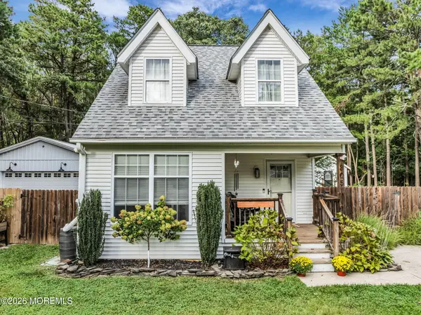 305 Ridgewood Avenue, Galloway, NJ 08205