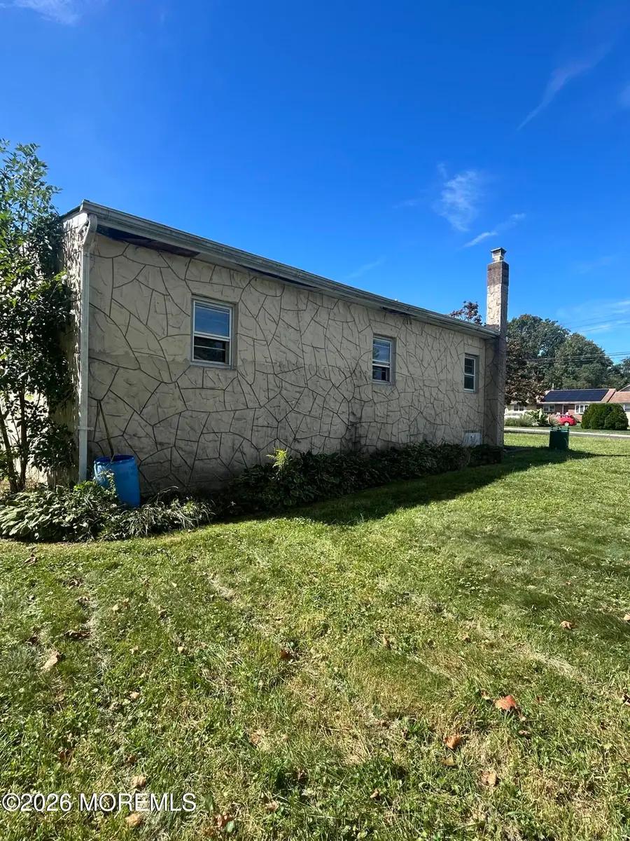 20 Avon Street, Cliffwood, NJ 07721 - #3