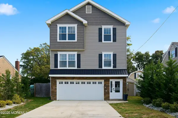 60 Waackaack Avenue, Keansburg, NJ 07734