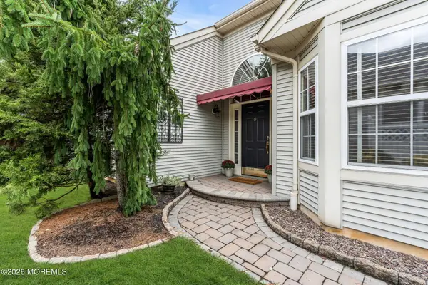 41 Provence Drive, Manchester, NJ 08759