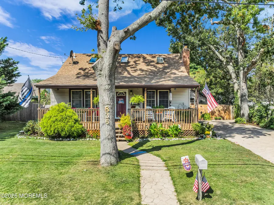 836 Beach Avenue, Beachwood, NJ 08722 - #2