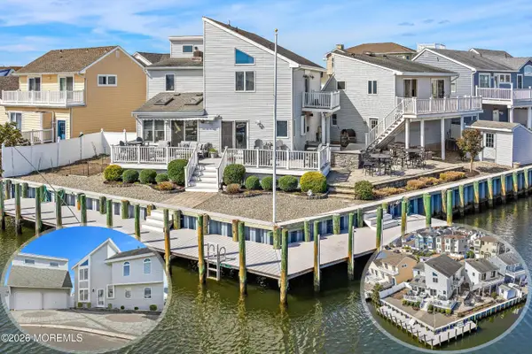 39 Merle Drive, Manahawkin, NJ 08050