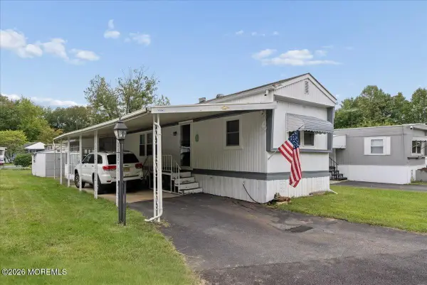 29 Alissa Terrace, Jackson, NJ 08527