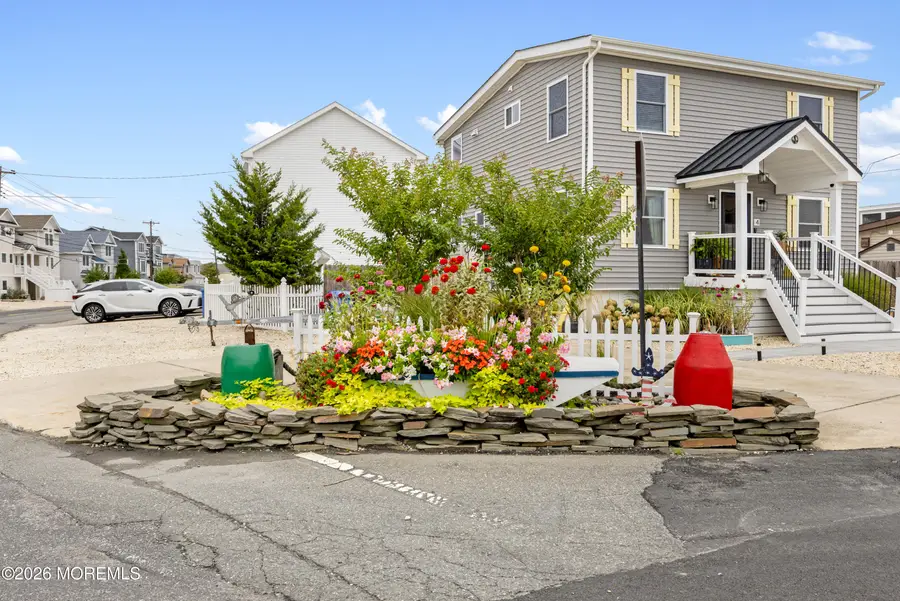 4 Weaver Drive, Manahawkin, NJ 08050 - #2