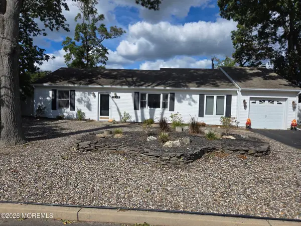 1934 Birchbark Place, Toms River, NJ 08753